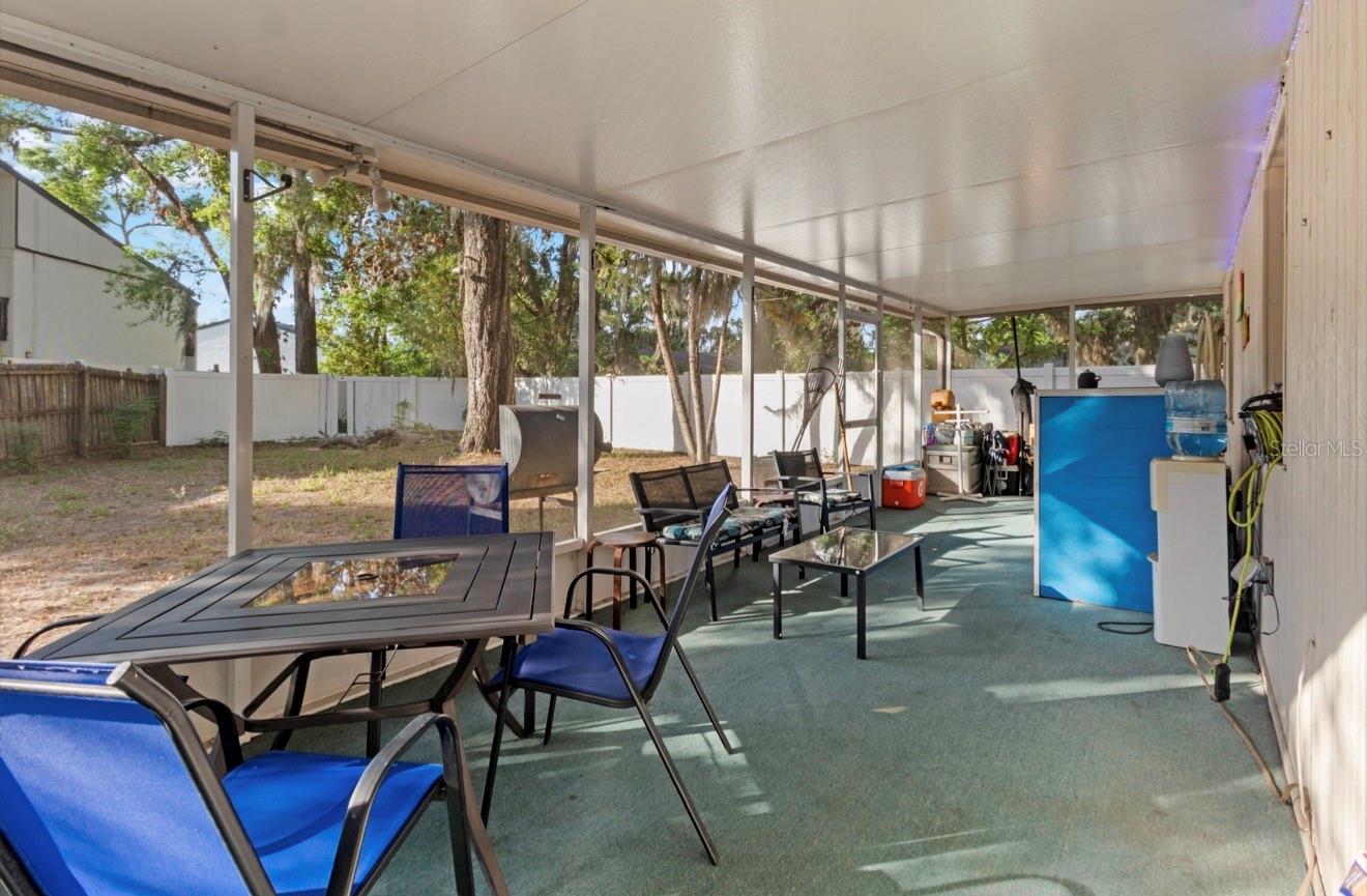 Image 7 of 10 For 302 Hutch Court