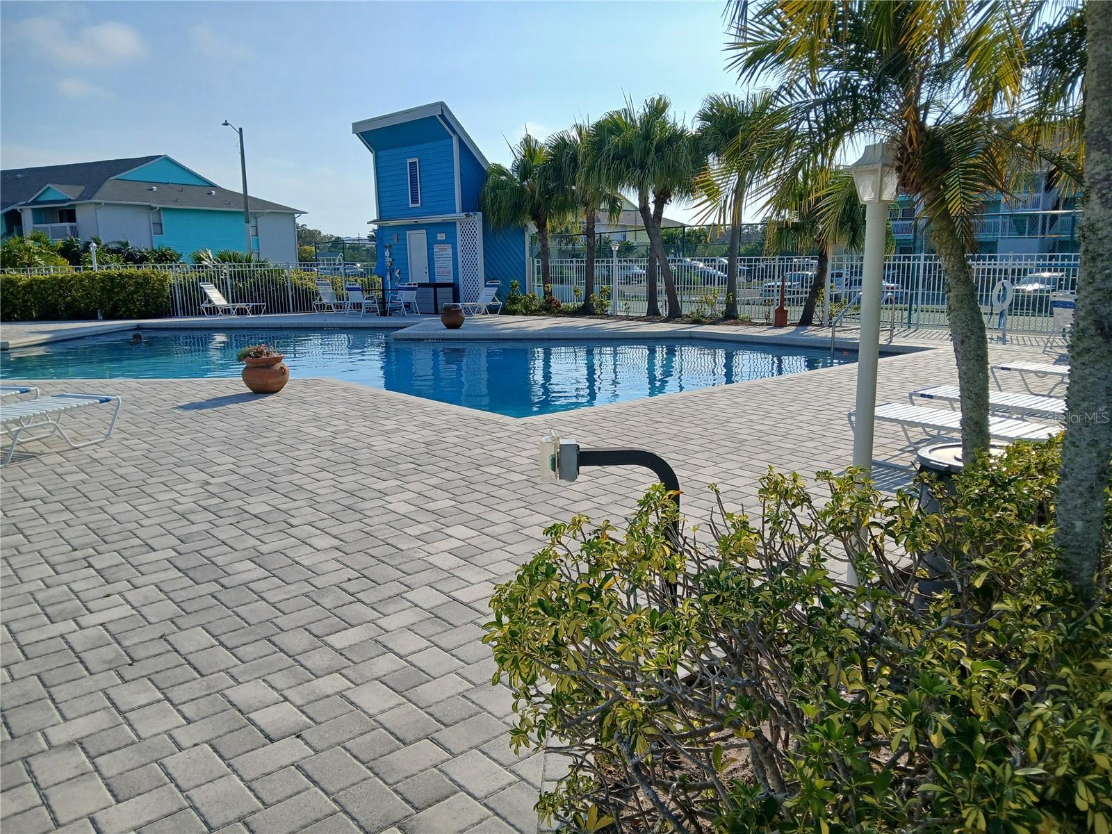 Image 18 of 25 For 455 Alt 19 S 121