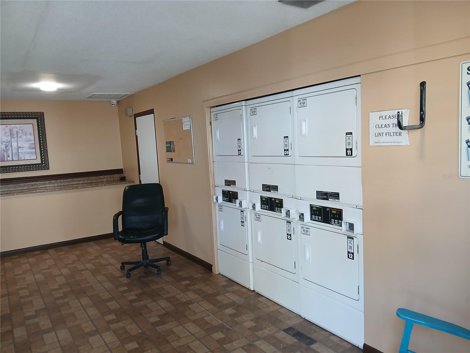 Image 20 of 25 For 455 Alt 19 S 121