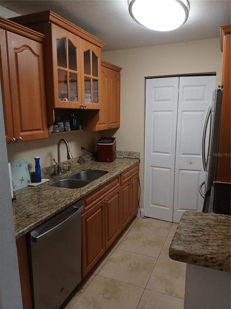 Image 4 of 25 For 455 Alt 19 S 121