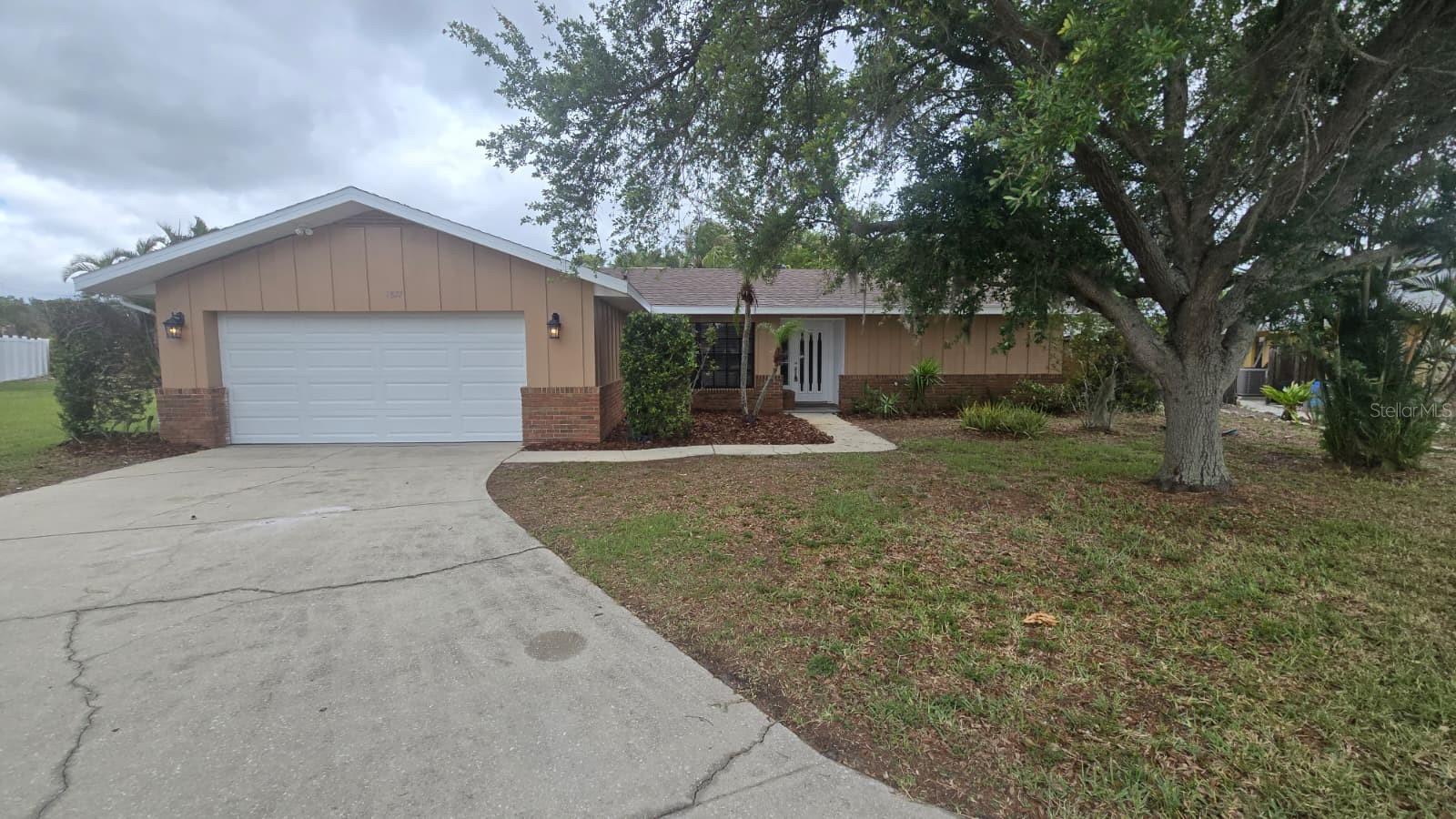 Details for 1827 76th Street W, BRADENTON, FL 34209