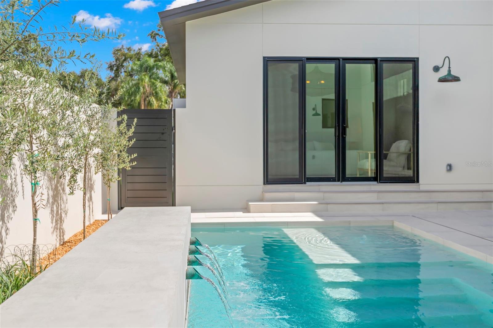 Image 22 of 66 For 150 51st Street N