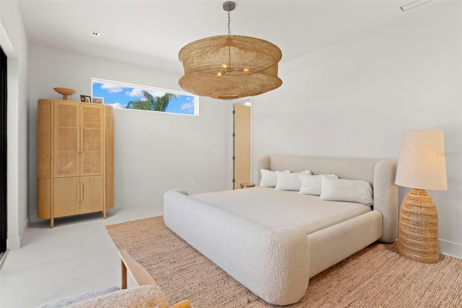 Image 27 of 66 For 150 51st Street N