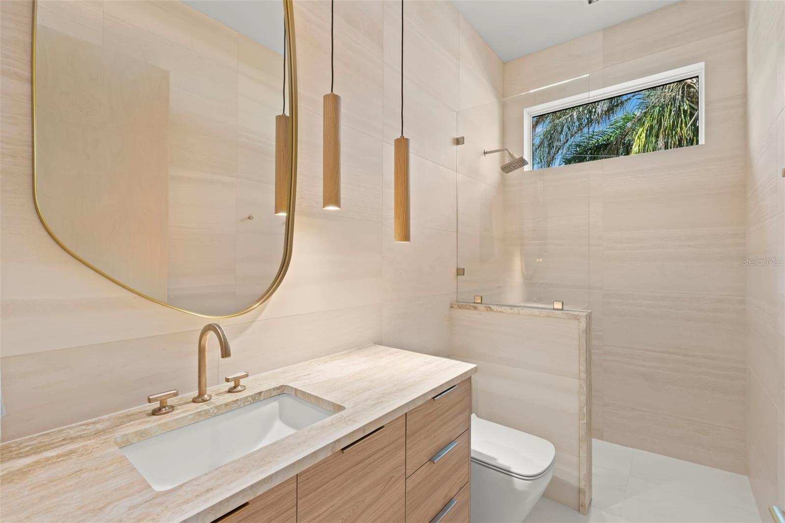 Image 36 of 66 For 150 51st Street N