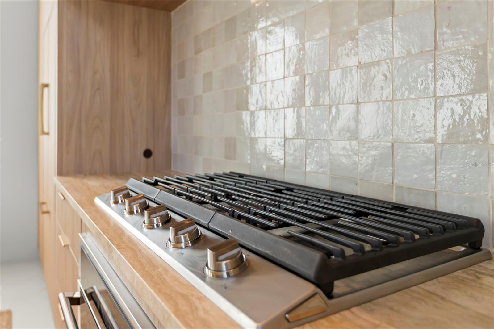 Image 43 of 66 For 150 51st Street N