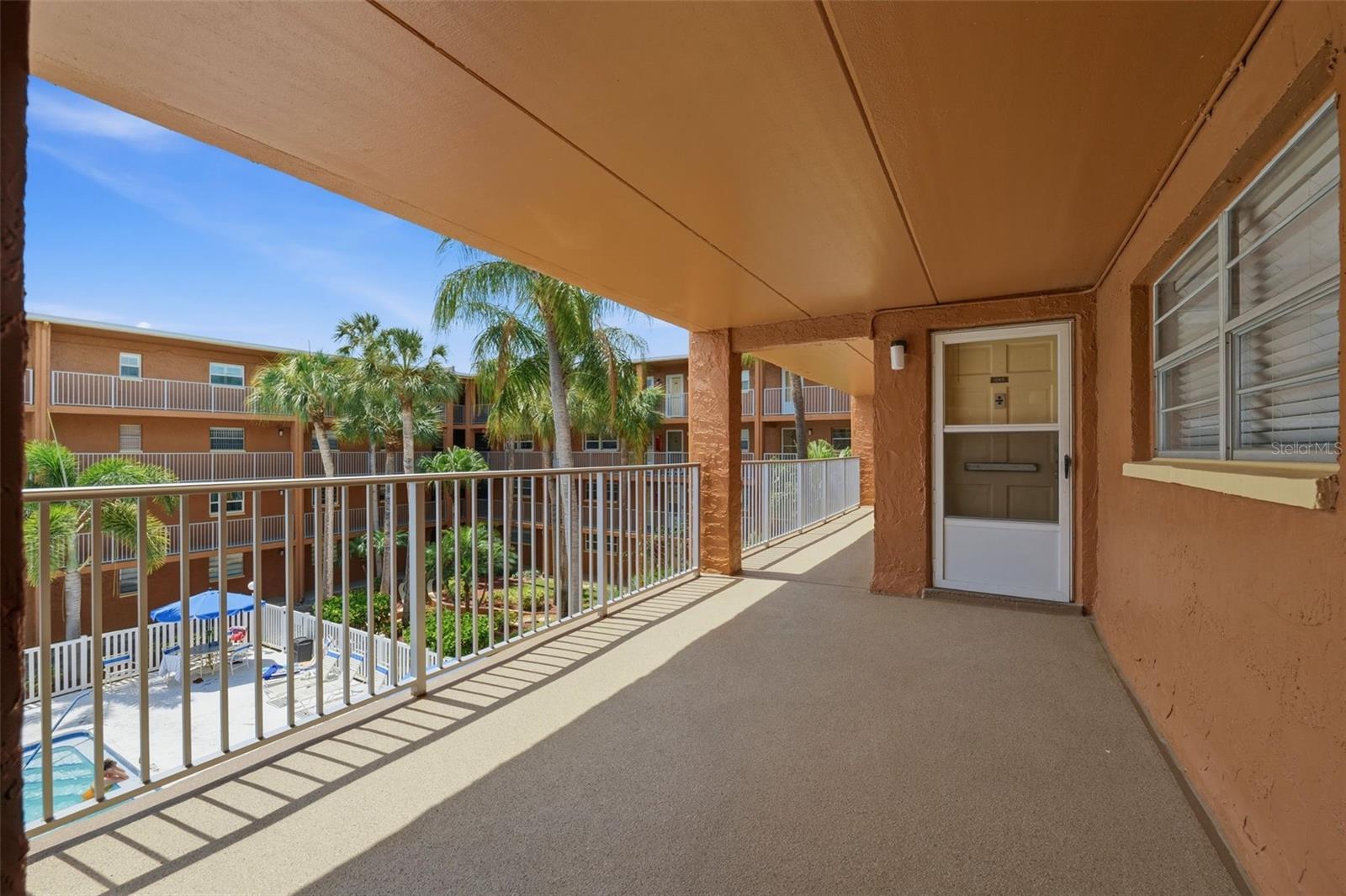 Image 18 of 34 For 12760 Indian Rocks Road 1065