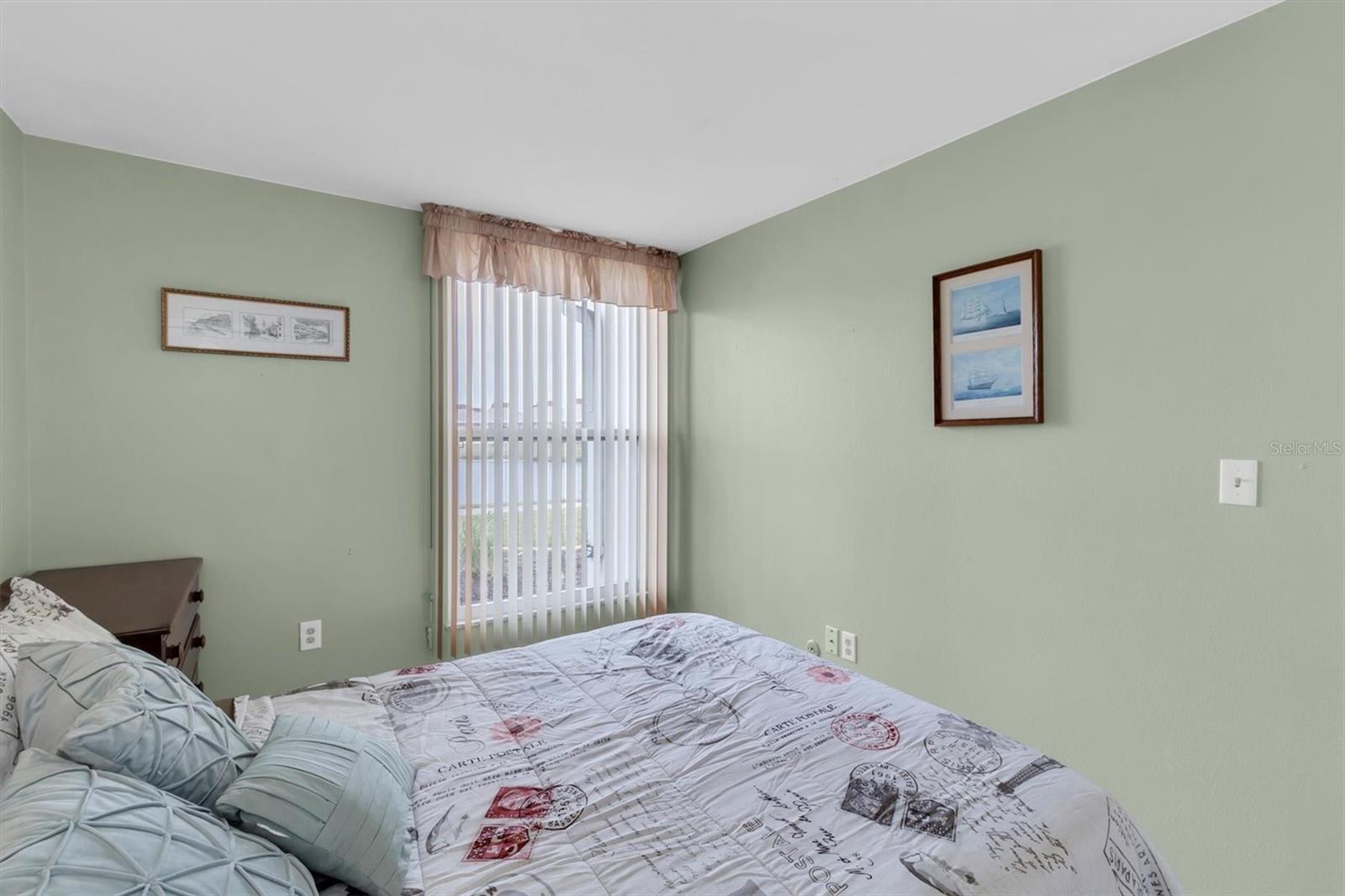 Image 10 of 27 For 4352 Tahitian Gardens Circle F