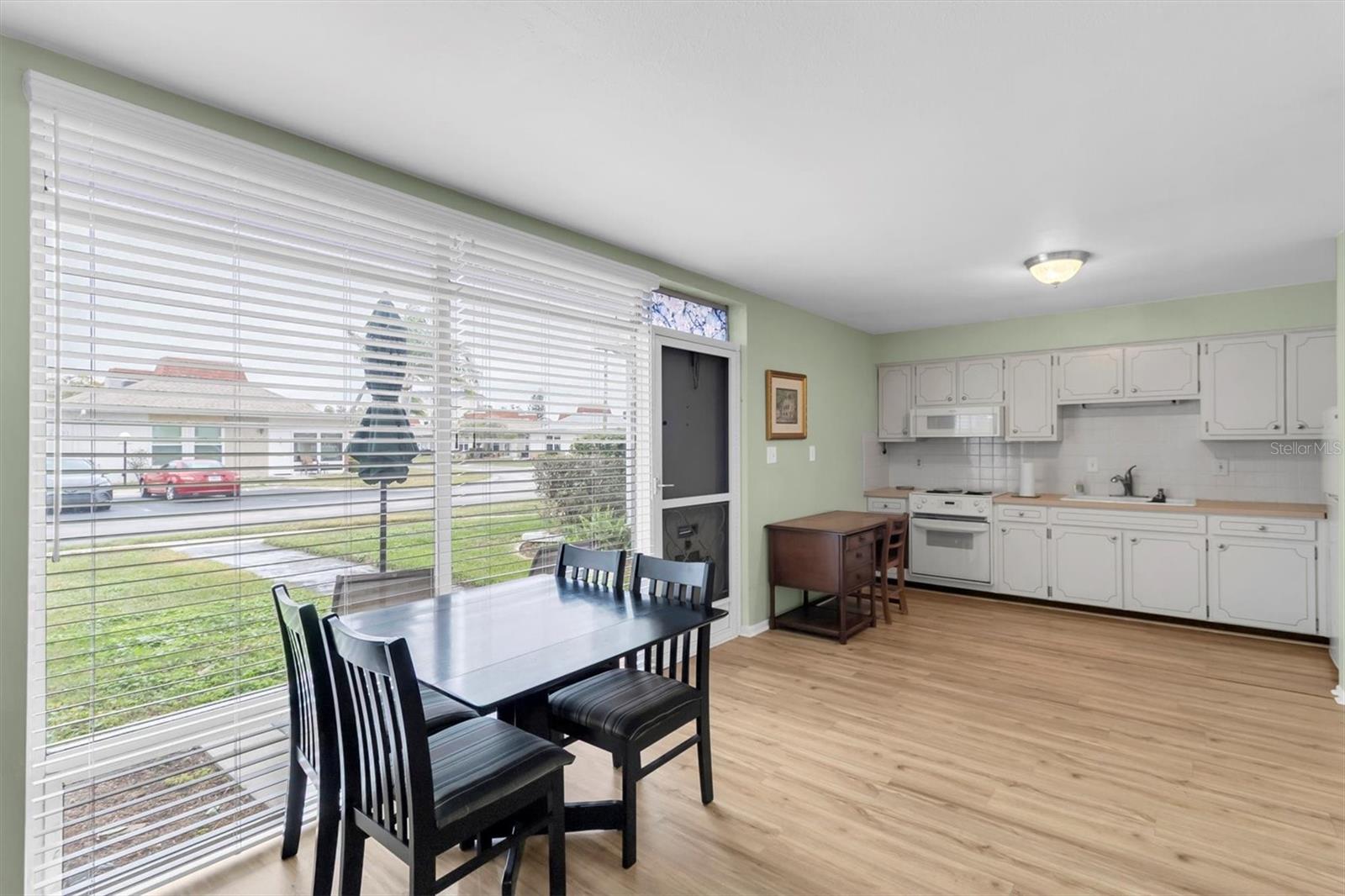 Image 4 of 27 For 4352 Tahitian Gardens Circle F