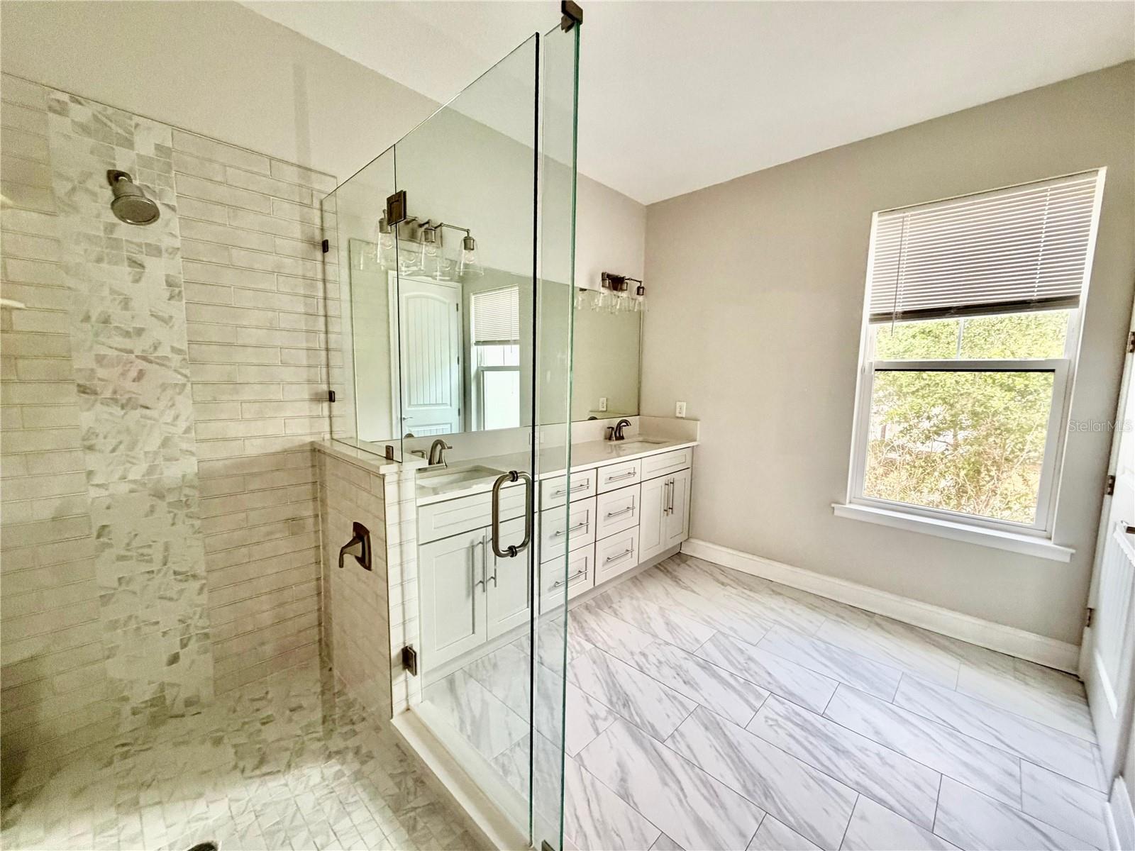 Image 10 of 21 For 4606 Fig Street 2