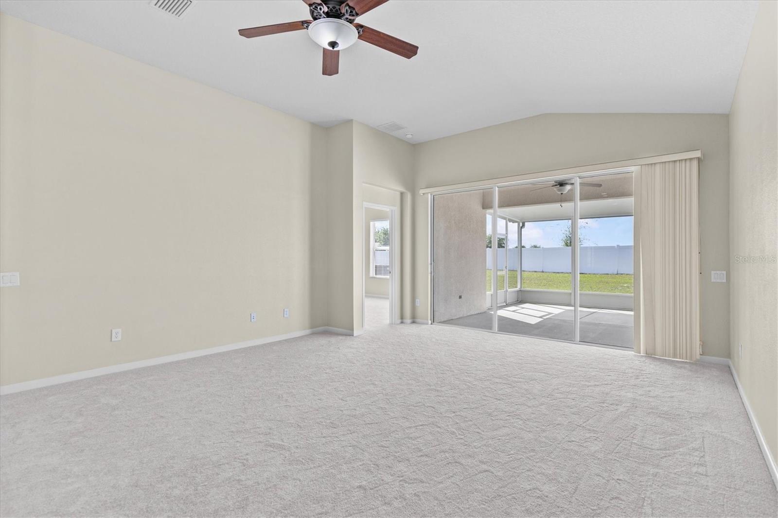 Image 16 of 54 For 601 Nodding Shade Drive