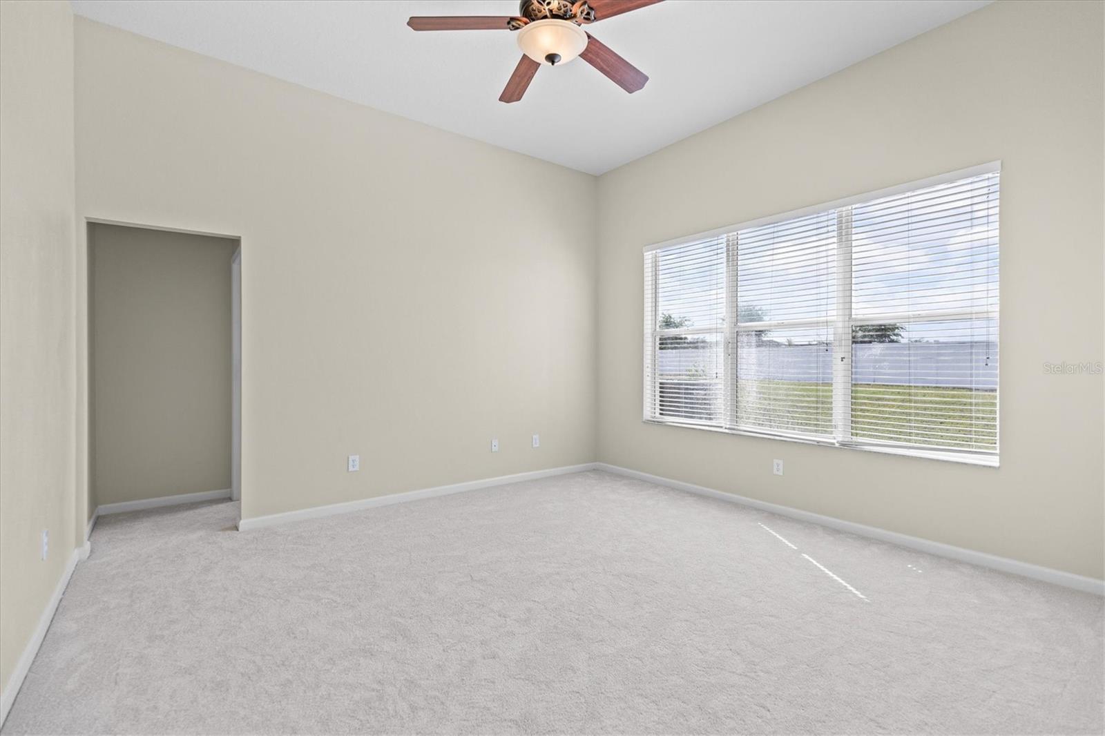 Image 18 of 54 For 601 Nodding Shade Drive