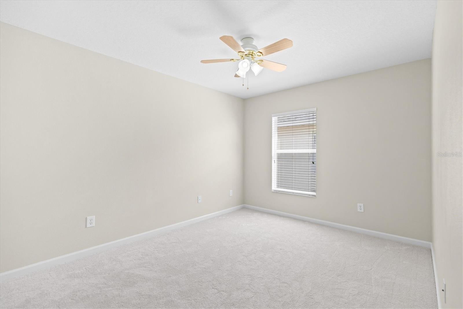 Image 27 of 54 For 601 Nodding Shade Drive