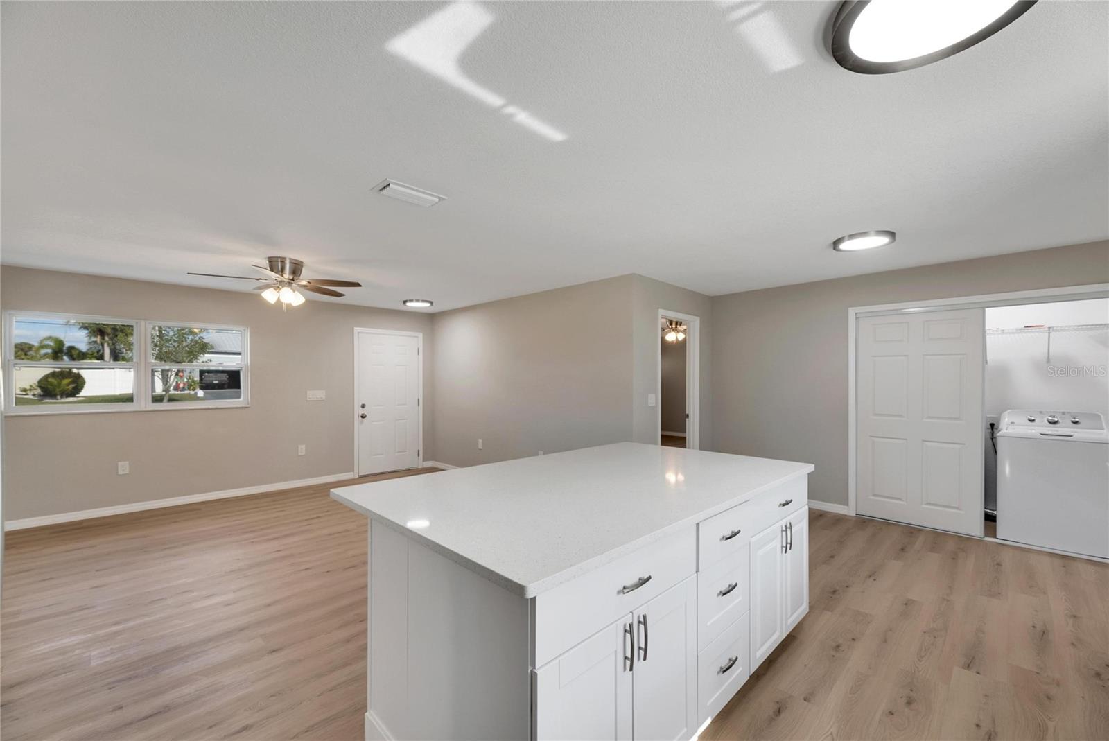 Image 16 of 63 For 660 Flamingo Drive