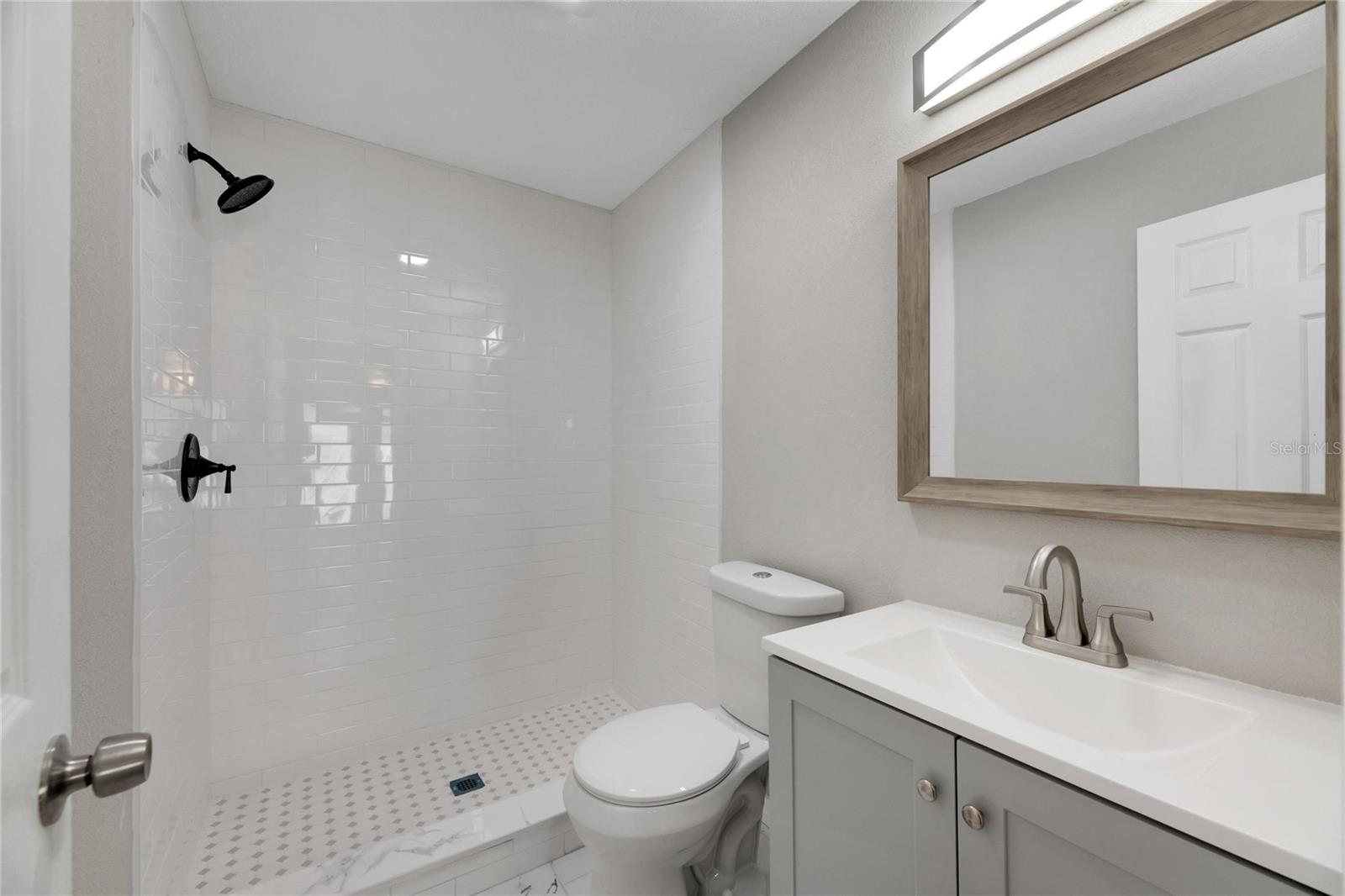 Image 27 of 63 For 660 Flamingo Drive