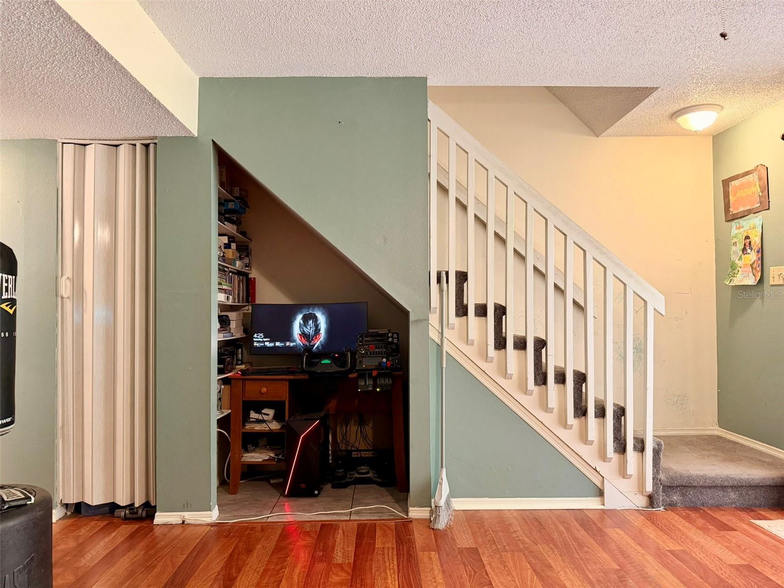 Image 16 of 39 For 1001 Brigadoon Drive