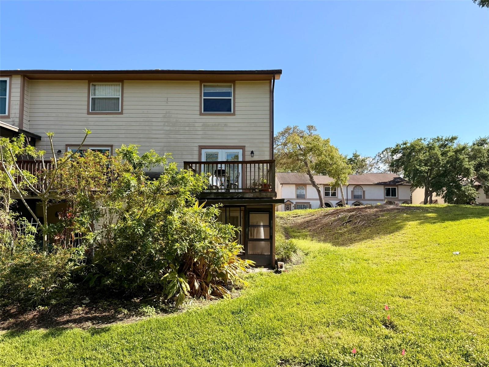 Image 25 of 39 For 1001 Brigadoon Drive