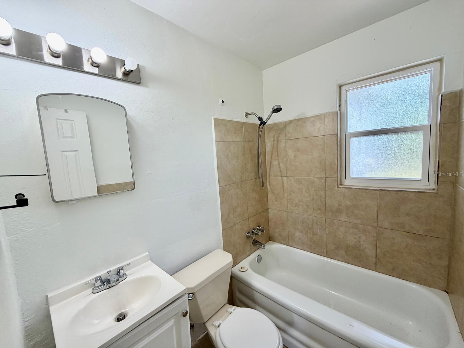 Image 19 of 25 For Address Not Provided