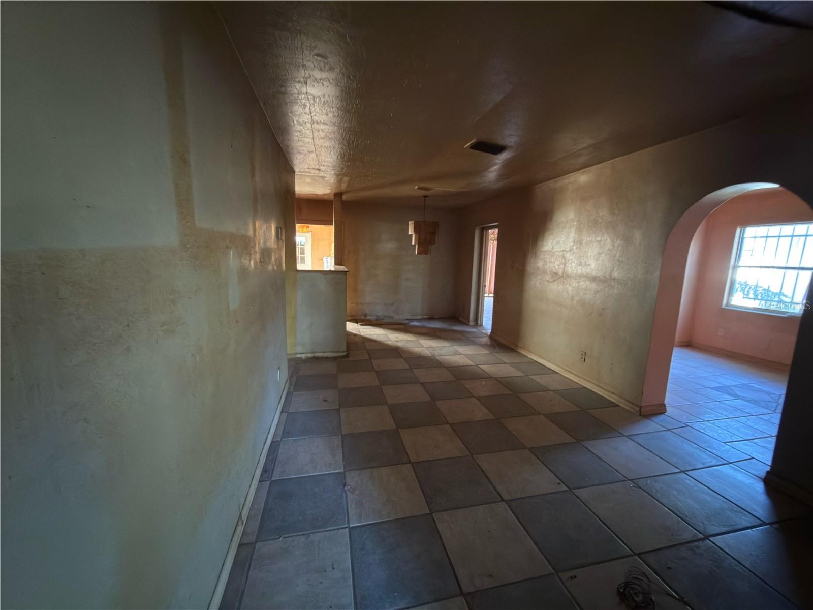 Image 19 of 38 For 7720 Arezzo Avenue