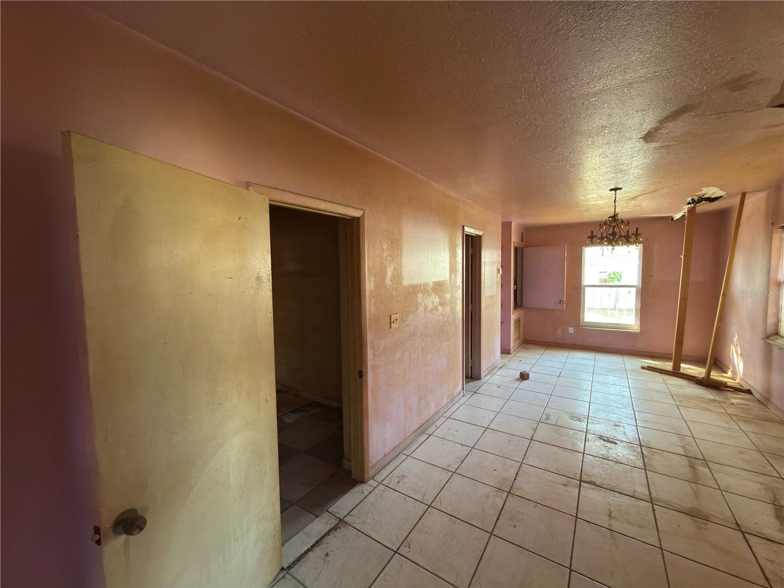 Image 20 of 38 For 7720 Arezzo Avenue