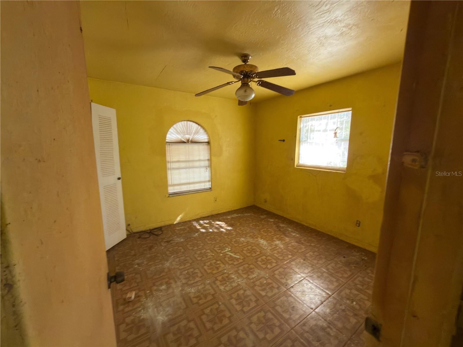 Image 29 of 38 For 7720 Arezzo Avenue