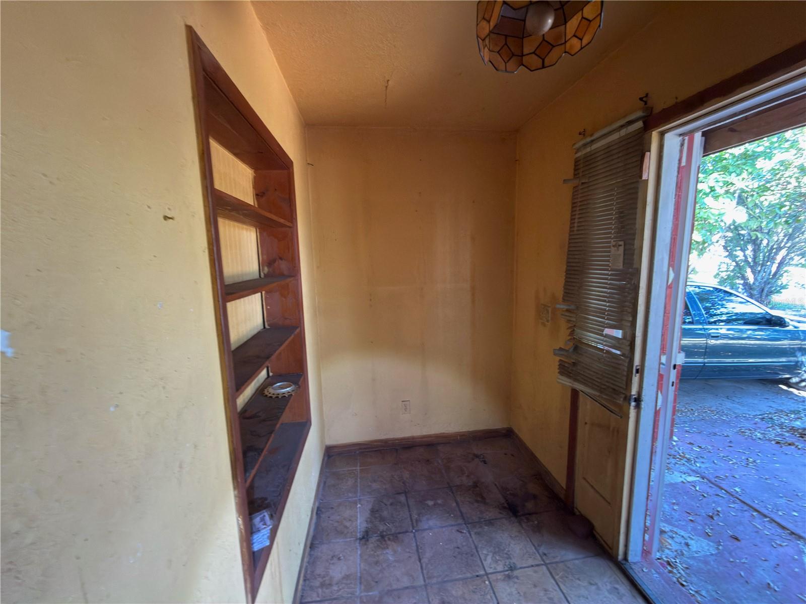 Image 9 of 38 For 7720 Arezzo Avenue