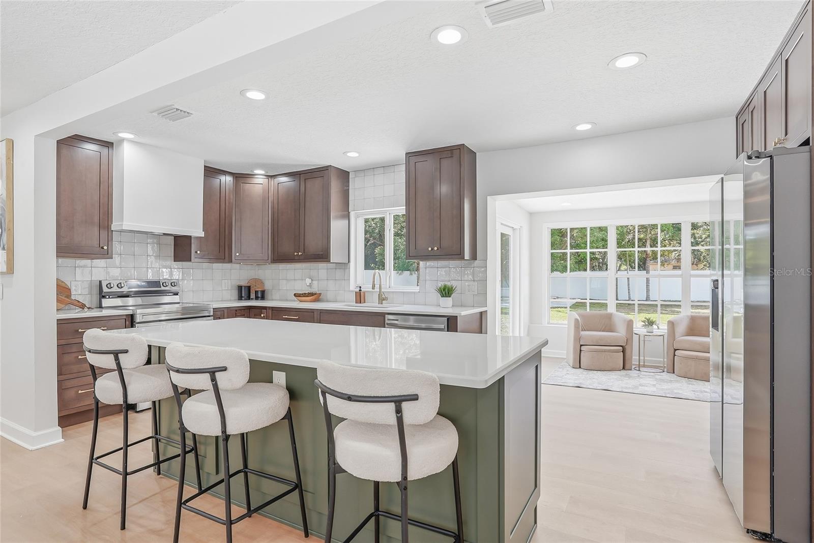 Image 10 of 43 For 4909 Zion Street