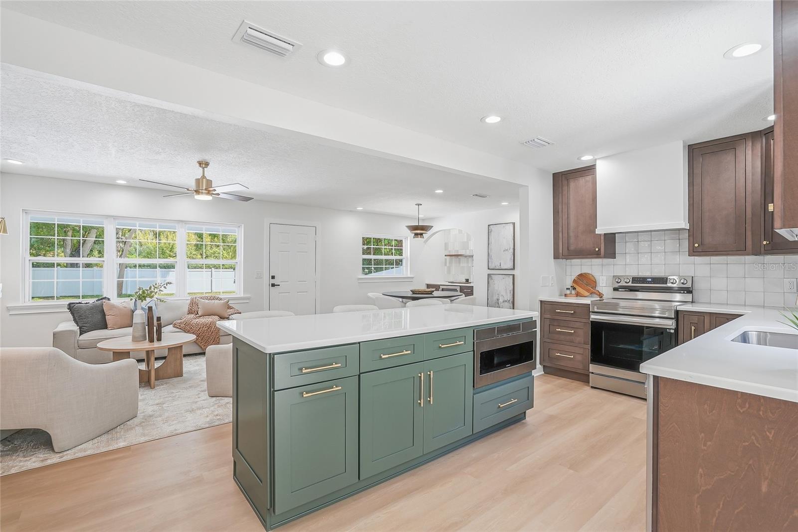 Image 15 of 43 For 4909 Zion Street