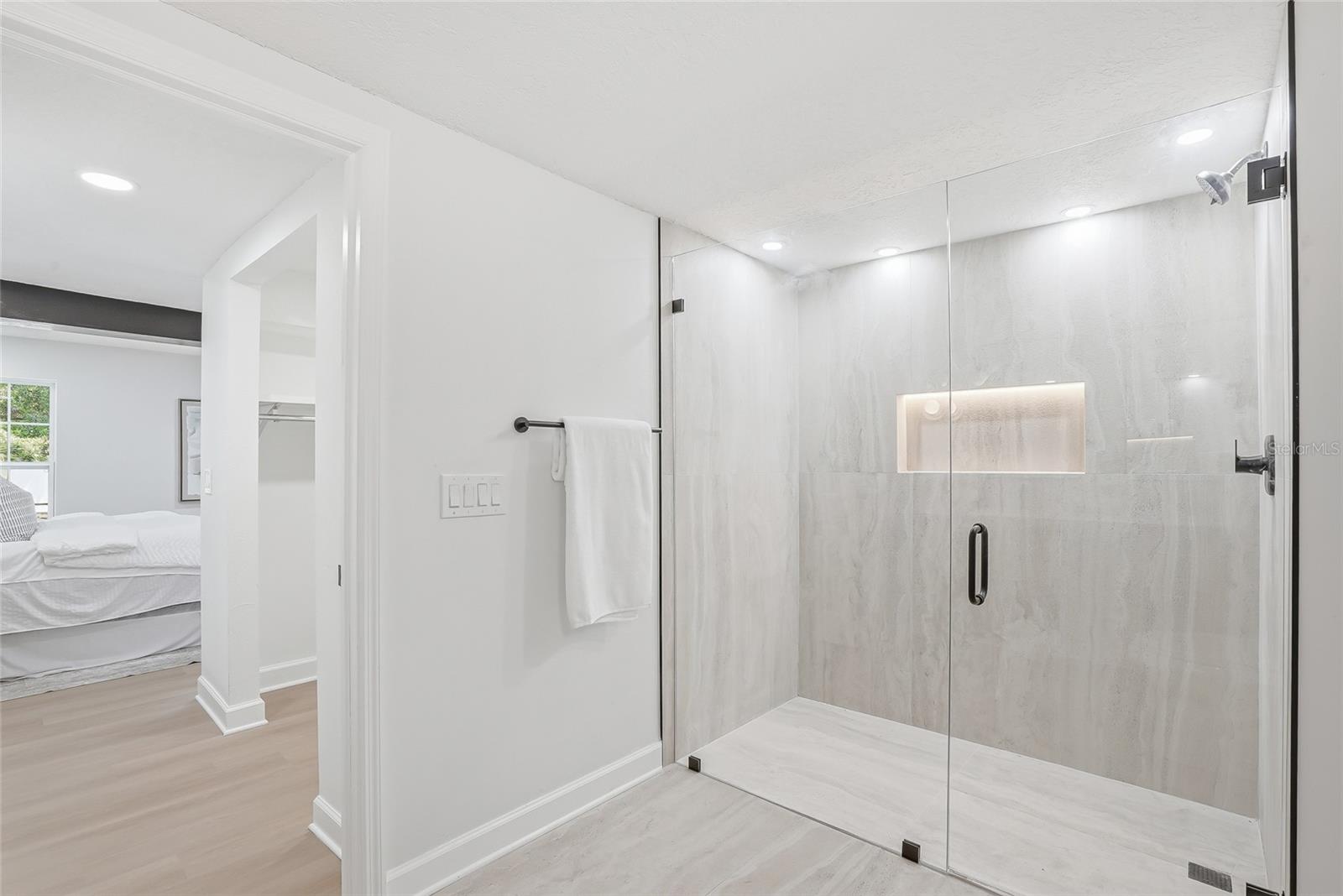 Image 25 of 43 For 4909 Zion Street