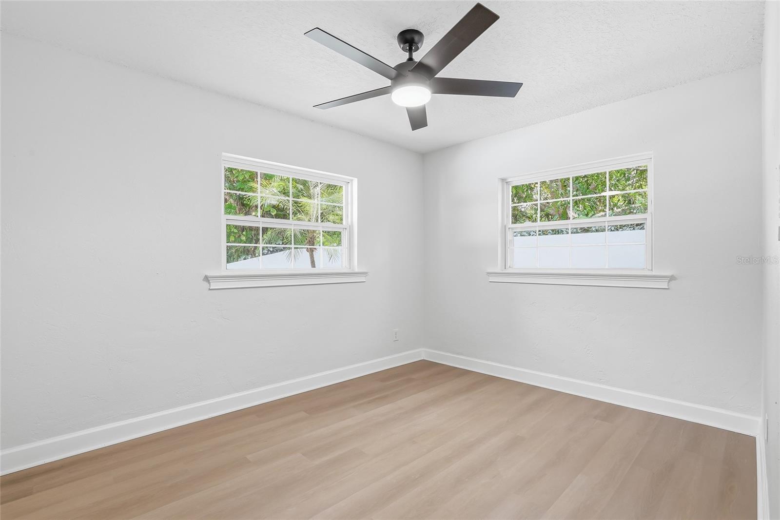 Image 26 of 43 For 4909 Zion Street