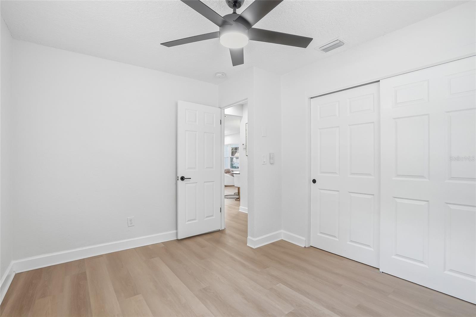 Image 29 of 43 For 4909 Zion Street