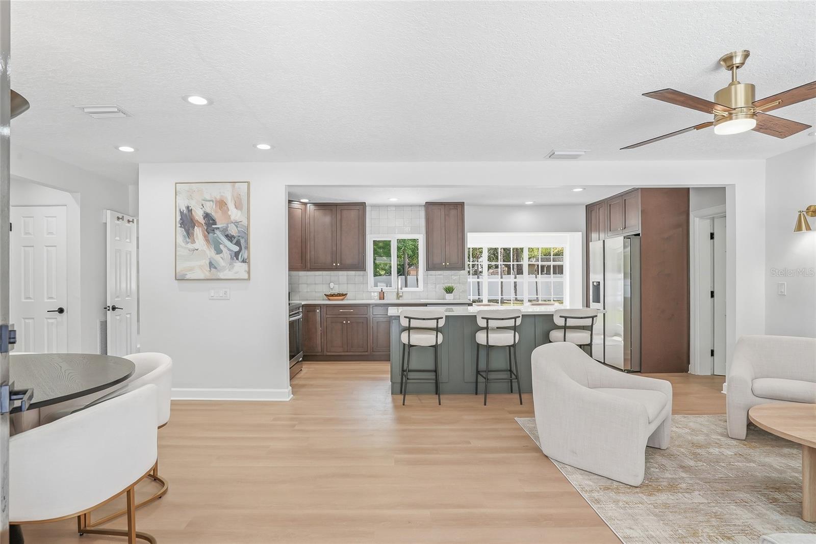 Image 3 of 43 For 4909 Zion Street