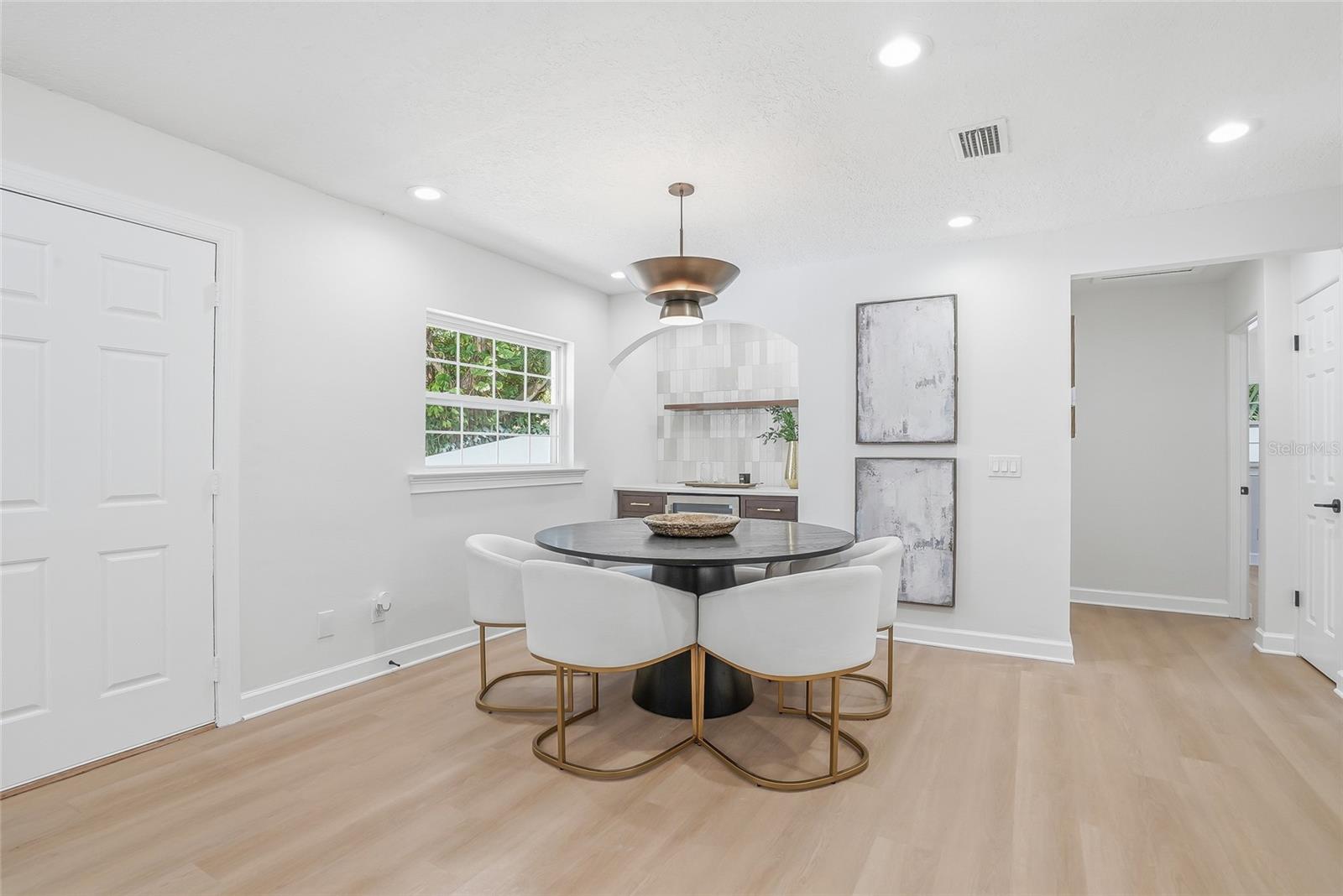 Image 7 of 43 For 4909 Zion Street