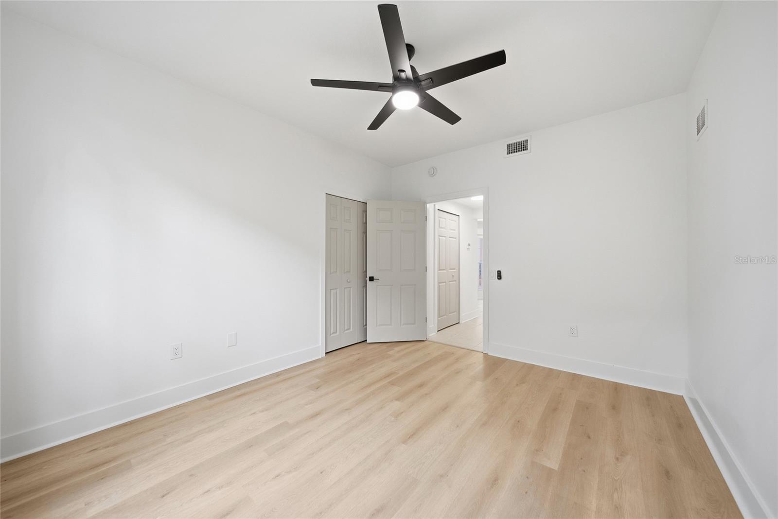 Image 16 of 25 For 7084 Prosperity Circle 1102