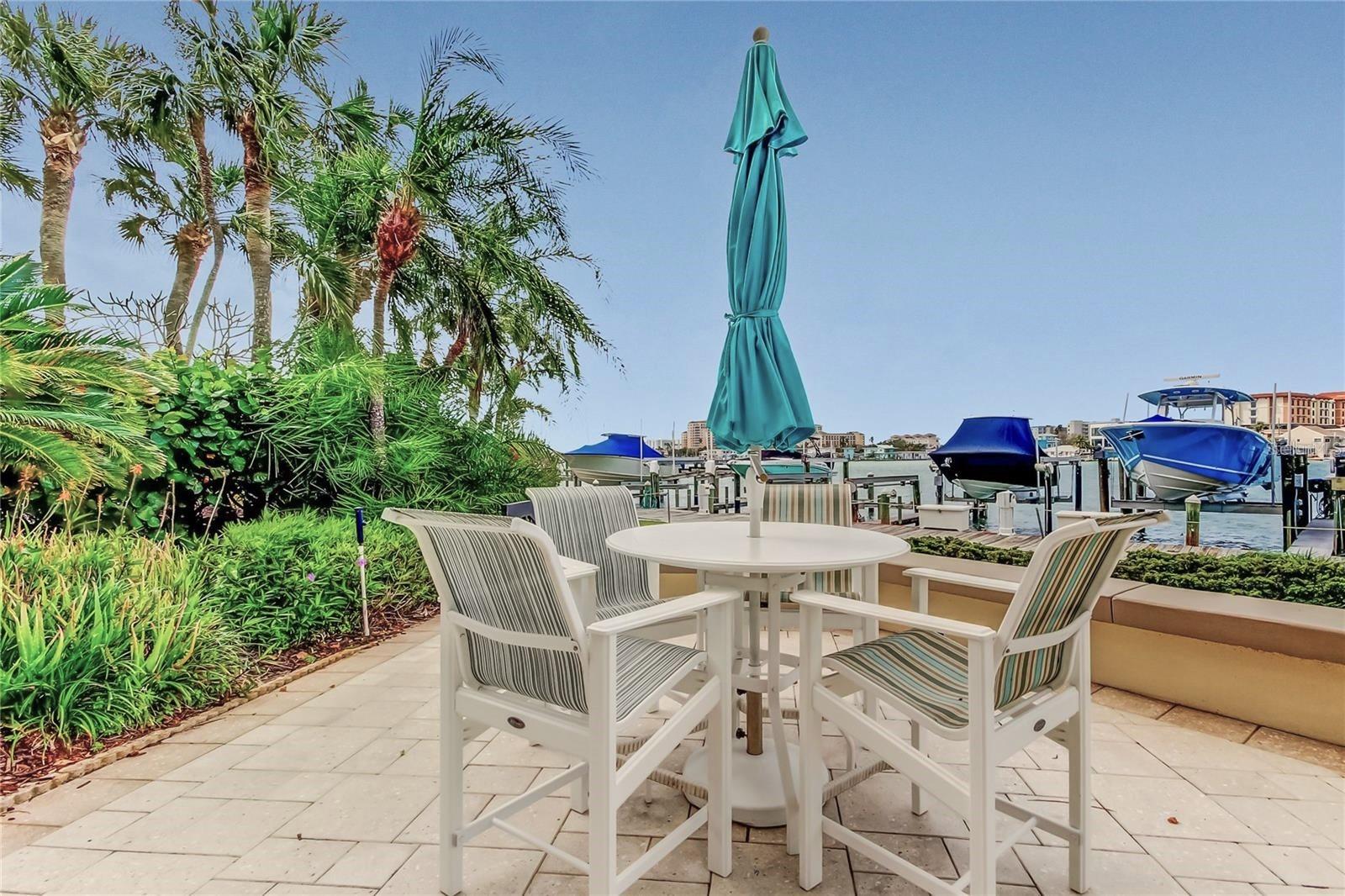 Image 37 of 43 For 690 Island Way 307