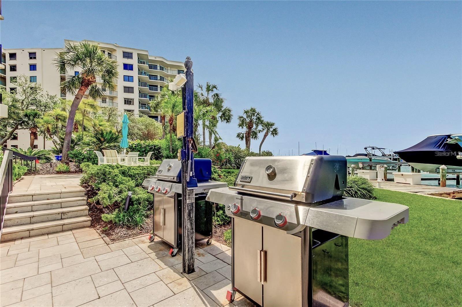 Image 38 of 43 For 690 Island Way 307