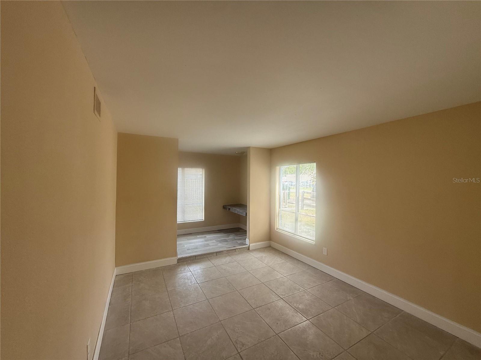 Image 6 of 10 For 7601 Paula Drive 3