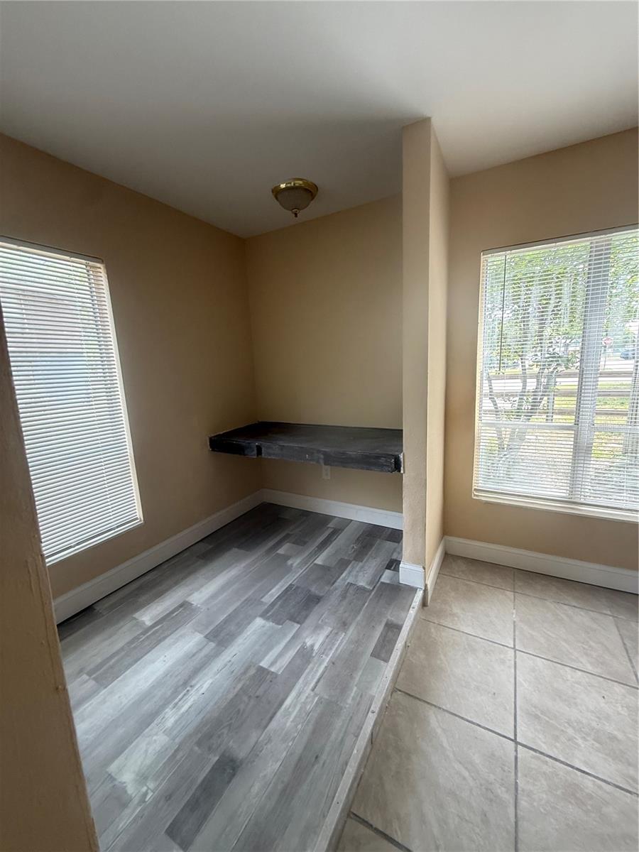 Image 7 of 10 For 7601 Paula Drive 3