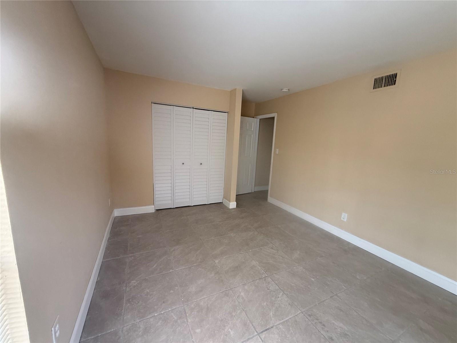 Image 9 of 10 For 7601 Paula Drive 3