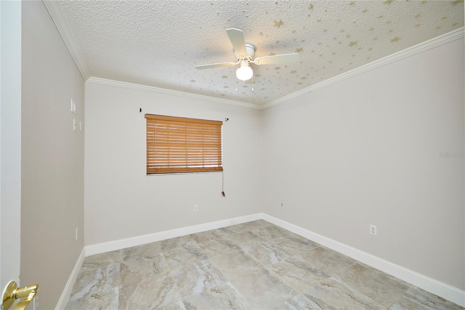 Image 30 of 36 For 6804 Hubert Avenue