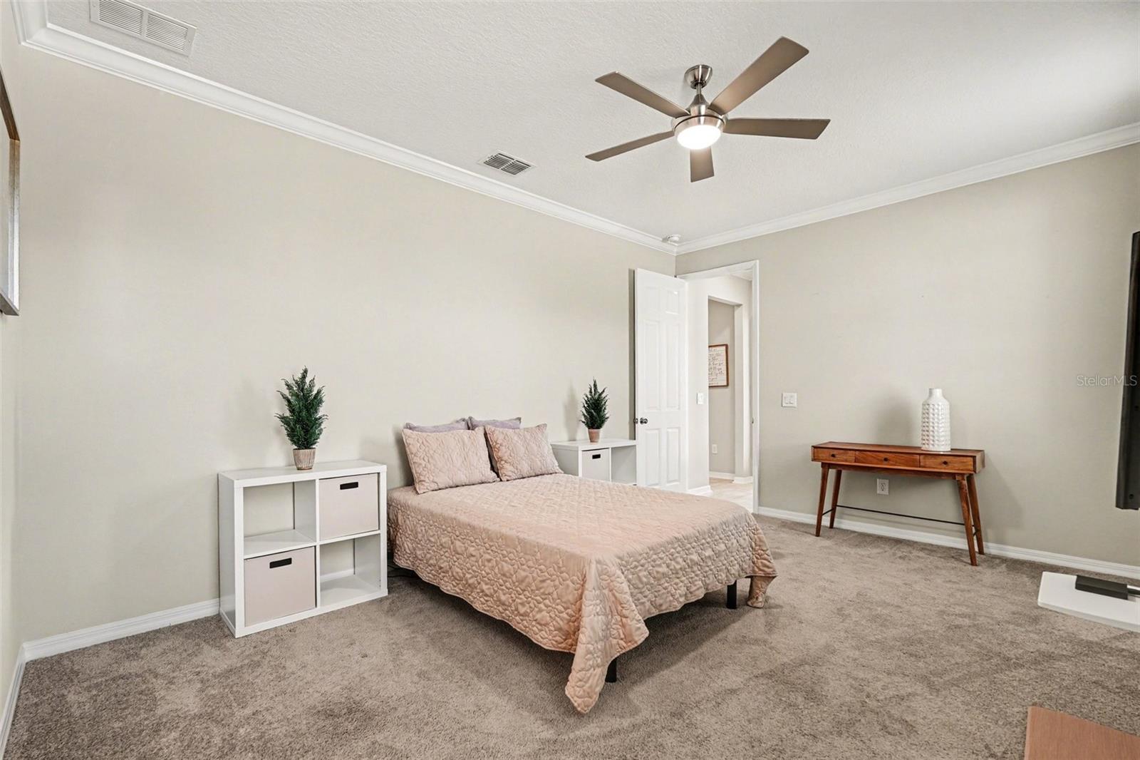 Image 20 of 42 For 4902 Eagle Rock Drive