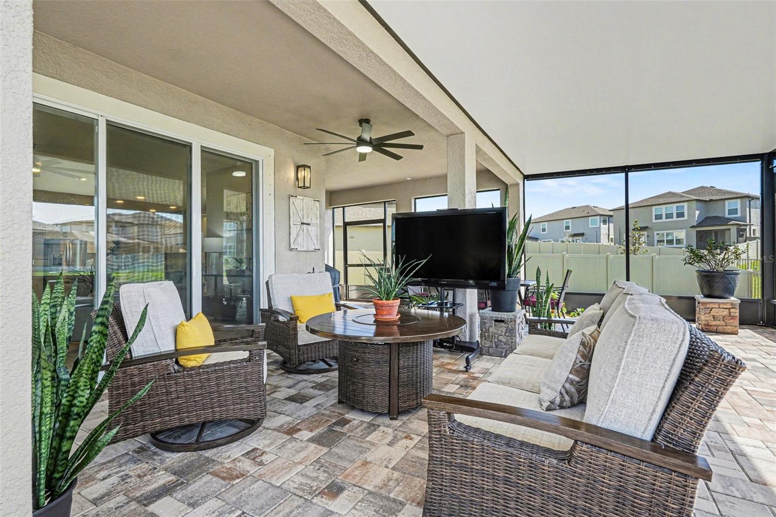 Image 31 of 42 For 4902 Eagle Rock Drive