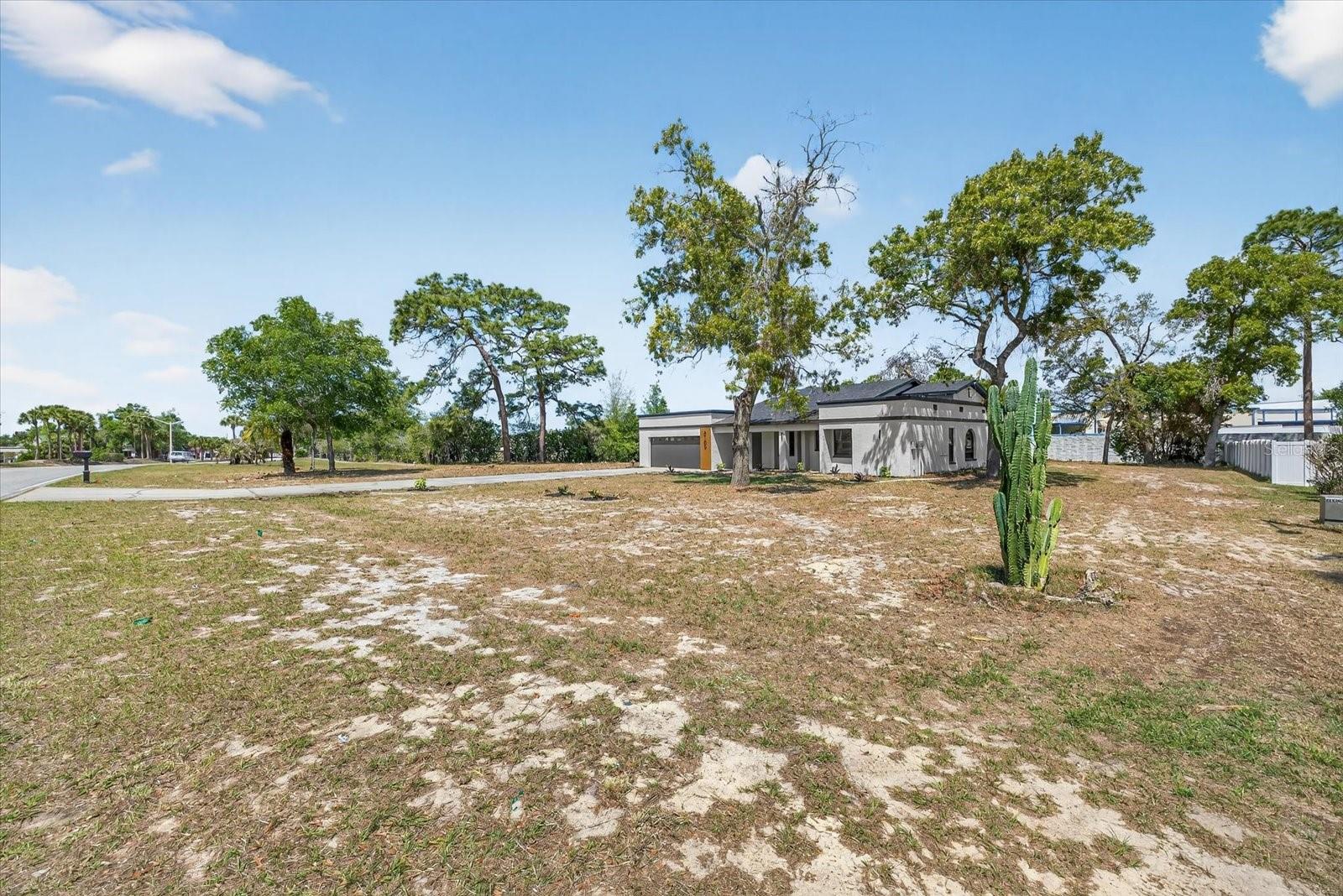 Image 11 of 67 For 8169 Berkeley Manor Boulevard