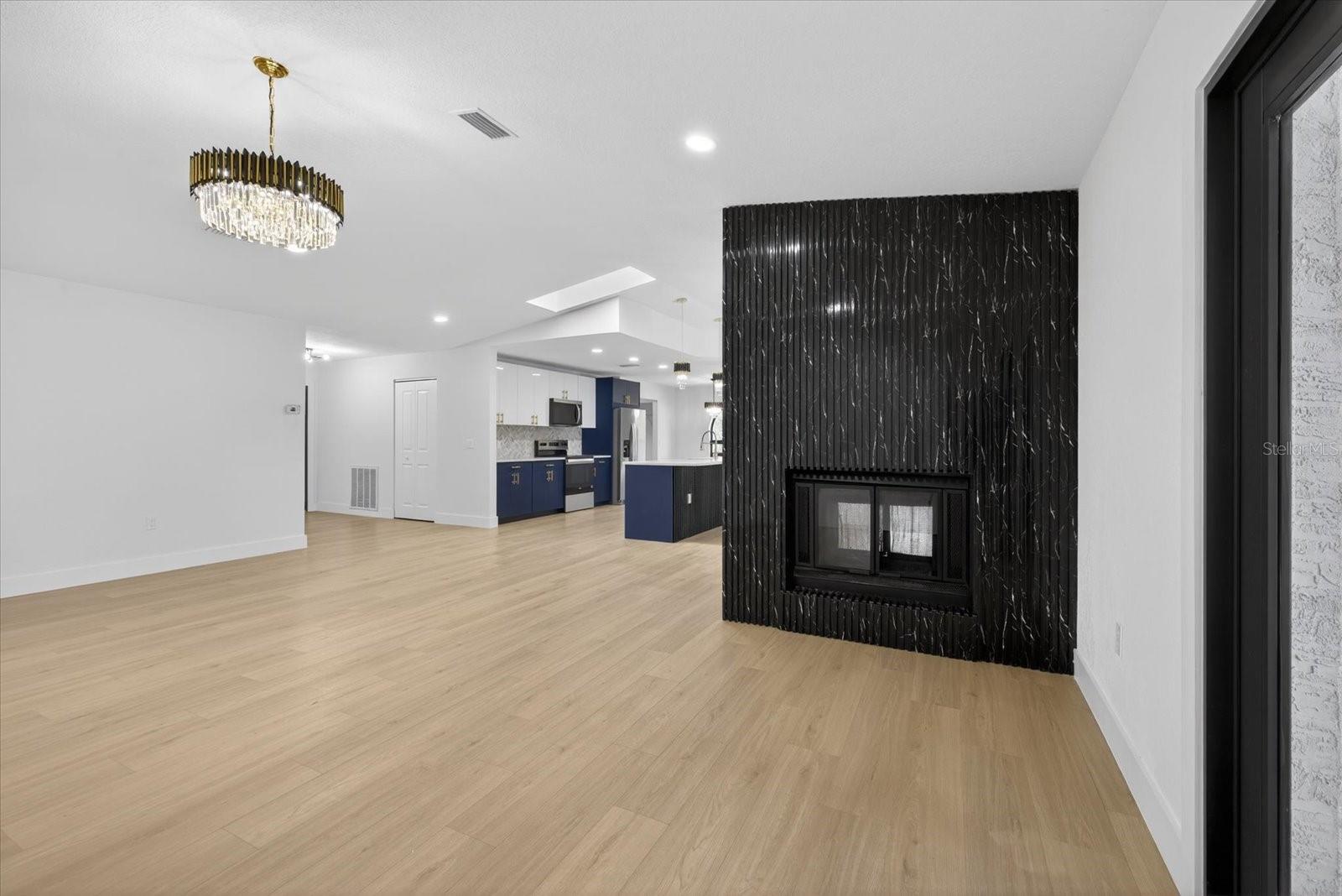 Image 23 of 67 For 8169 Berkeley Manor Boulevard