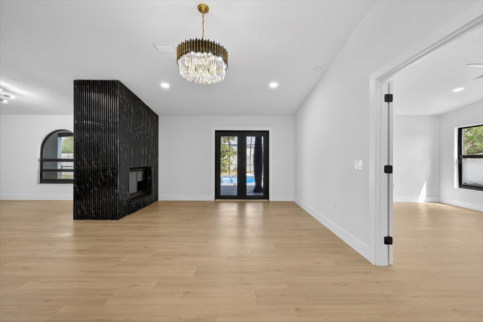 Image 24 of 67 For 8169 Berkeley Manor Boulevard