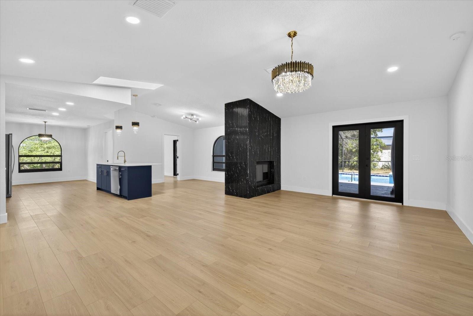 Image 26 of 67 For 8169 Berkeley Manor Boulevard