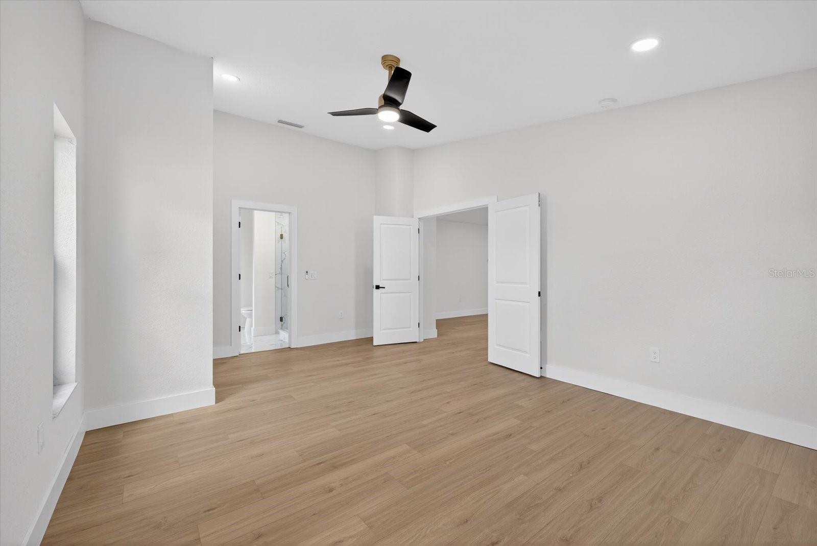 Image 32 of 67 For 8169 Berkeley Manor Boulevard