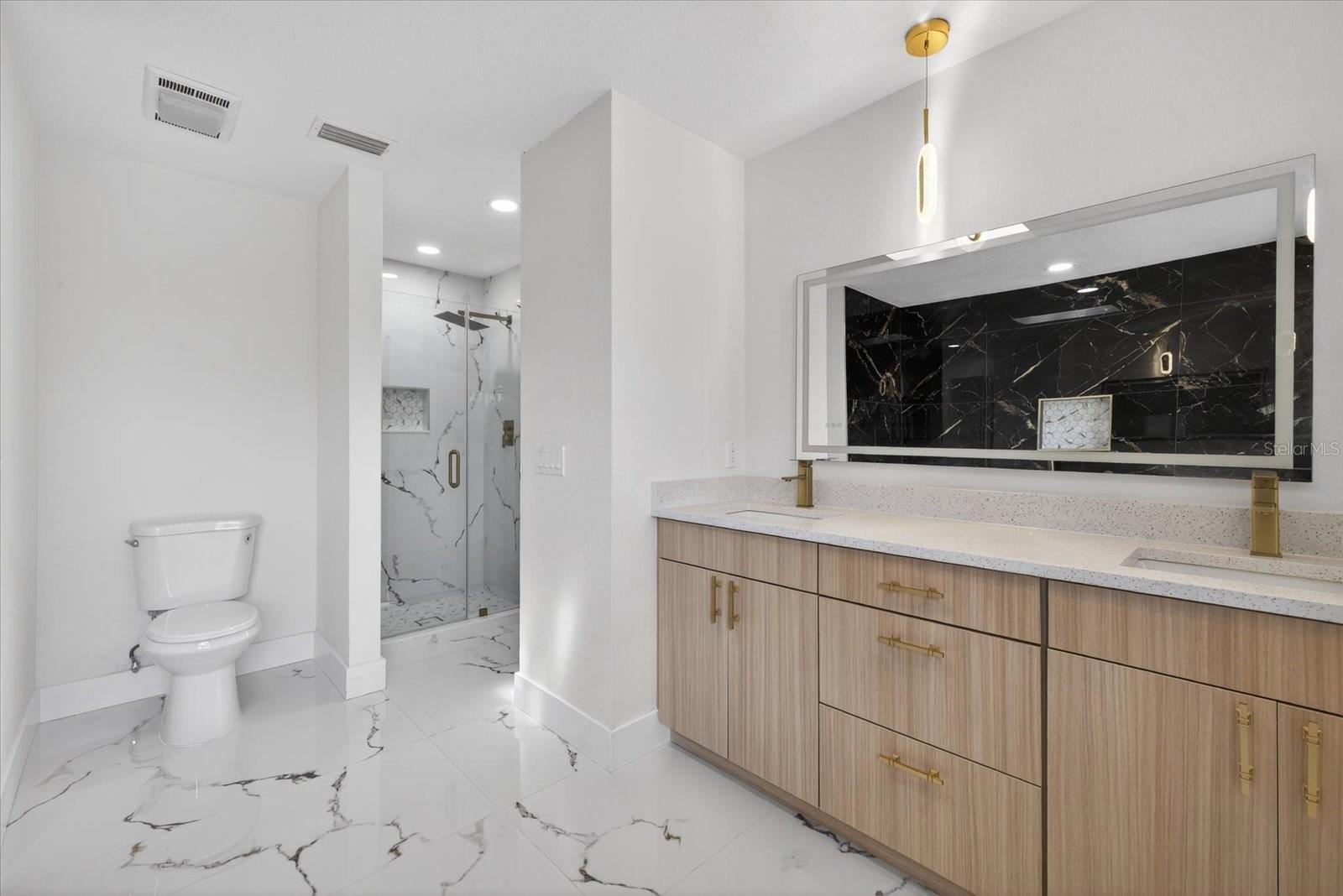 Image 34 of 67 For 8169 Berkeley Manor Boulevard