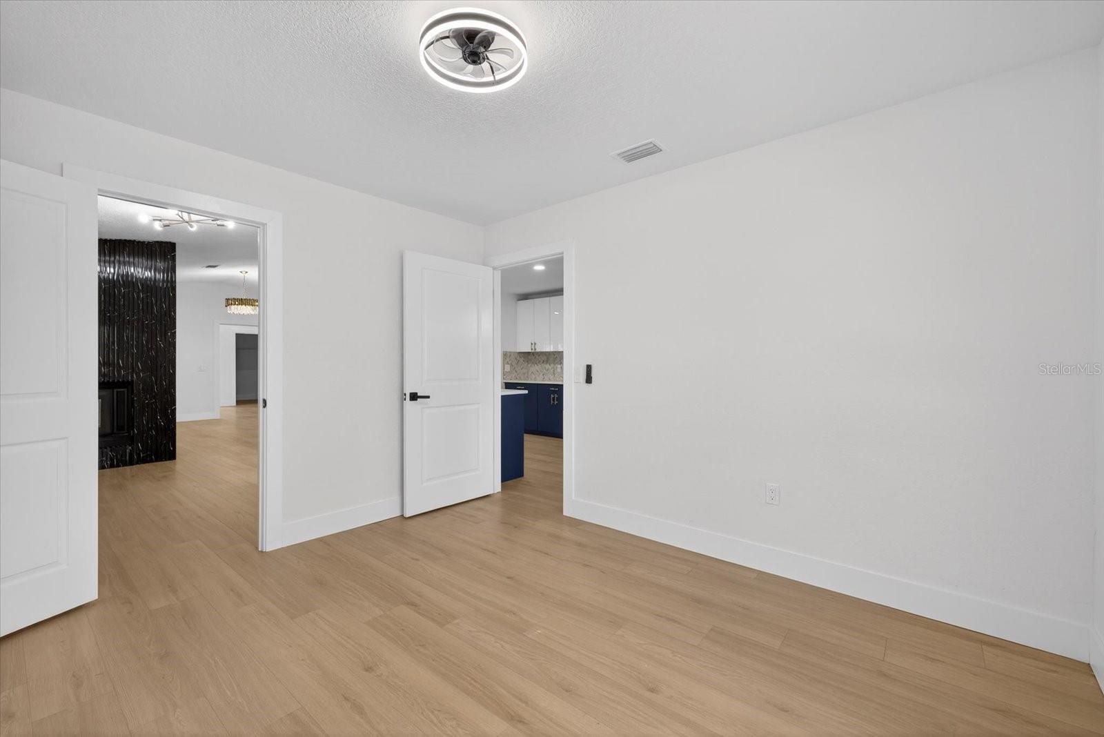 Image 45 of 67 For 8169 Berkeley Manor Boulevard