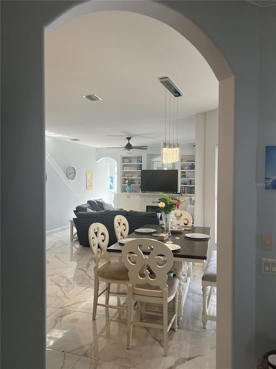 Image 15 of 29 For 360 Cedarbrook Court