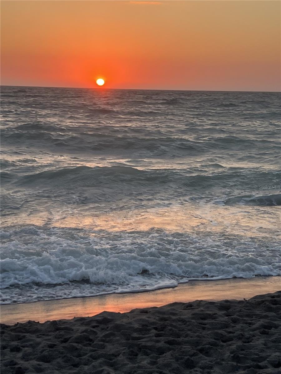 Image 26 of 29 For 360 Cedarbrook Court